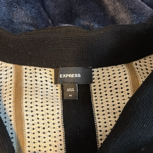 Express Button-up Polo - Picture 2 of 3